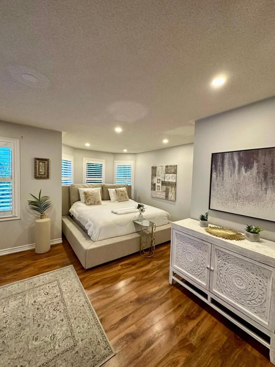 מיסיסאוגה Luxury Home In Toronto מראה חיצוני תמונה