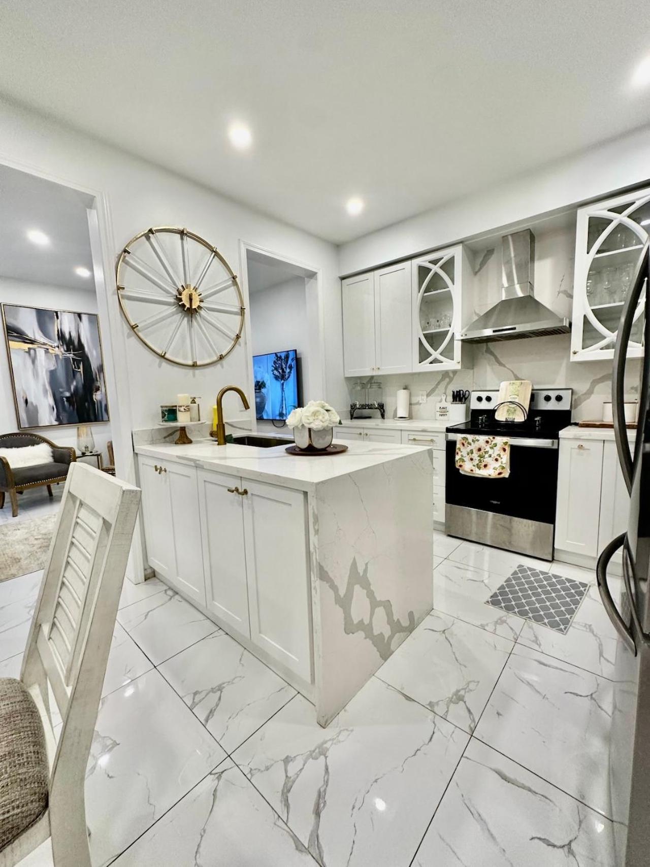 מיסיסאוגה Luxury Home In Toronto מראה חיצוני תמונה